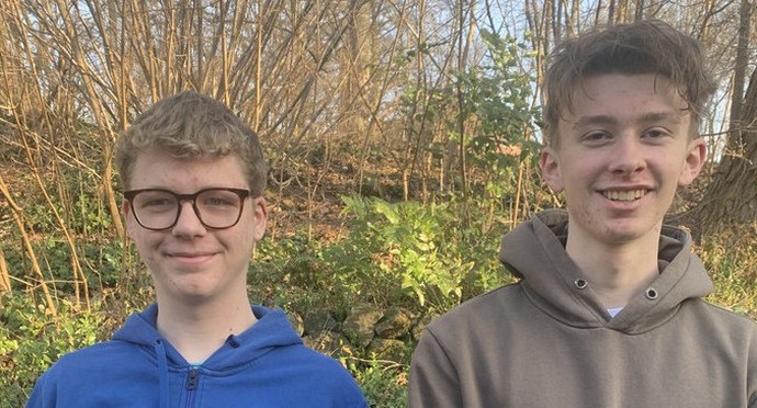 Bild der Schülersprecher Lasse und Malte