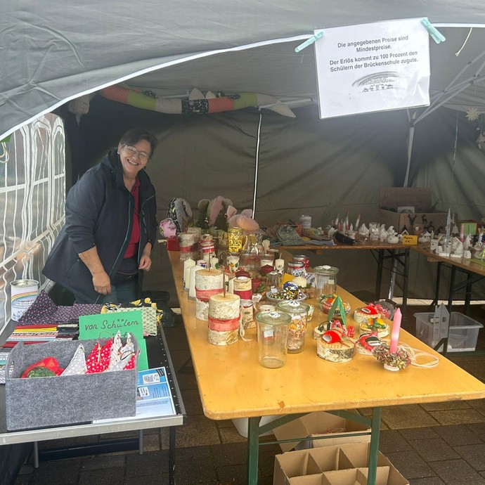 None (vergrößerte Bildansicht wird geöffnet)