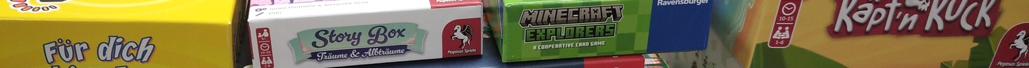 Auf dem Bild sind die neu angeschafften Gesellschaftsspiele zu sehen.