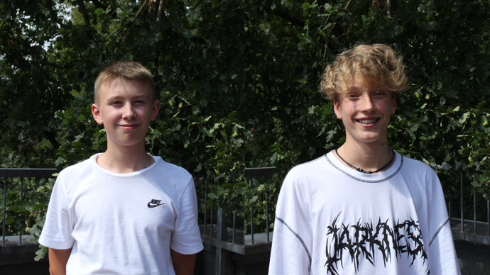 Malte(links) und Jesse wurden in diesem Schuljahr als Schülervertretung gewählt.